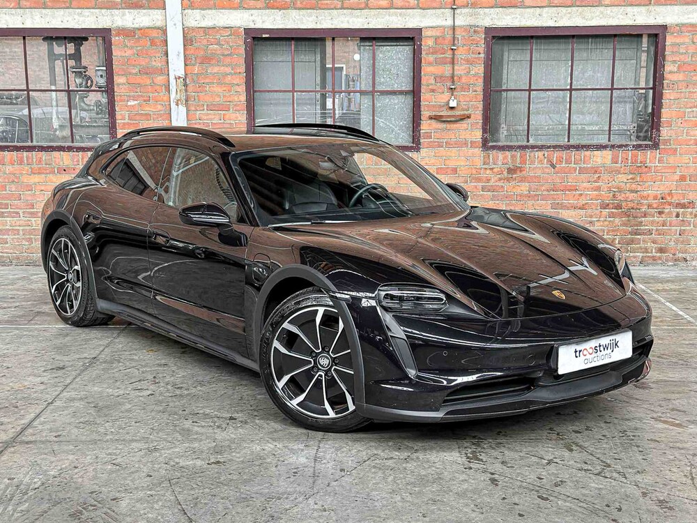 Porsche Taycan Cross Turismo 4 93 kWh Sport-Chrono 476pk 2021, P-434-JF