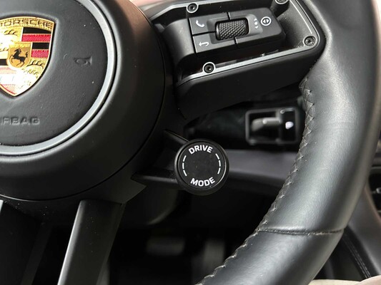 Porsche Taycan Cross Turismo 4 93 kWh Sport-Chrono 476pk 2021, P-434-JF