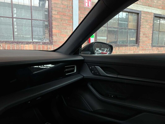 Porsche Taycan Cross Turismo 4 93 kWh Sport-Chrono 476pk 2021, P-434-JF