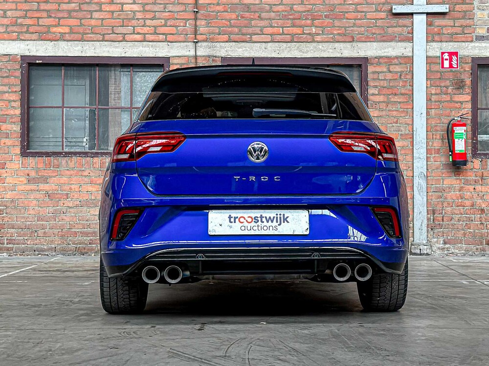 Volkswagen T-Roc R 2.0 TSI 4Motion -AKRAPOVIC- 300pk 2020