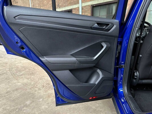 Volkswagen T-Roc R 2.0 TSI 4Motion -AKRAPOVIC- 300pk 2020