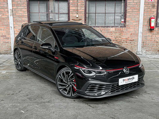 Volkswagen GTI ClubSport VIII 2.0 TSI (Golf 8) 300pk 2021, Z-241-GH