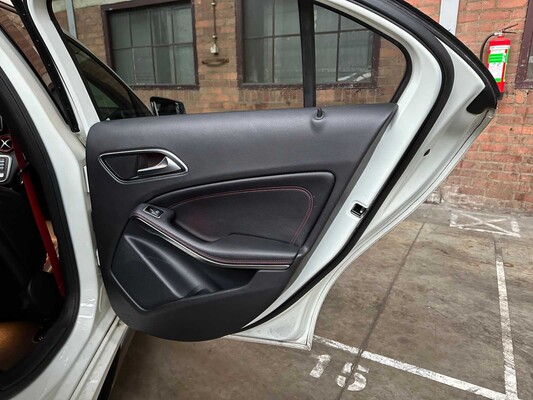 Mercedes-Benz A45 AMG 4Matic 381pk 2016 A-klasse, K-200-TT