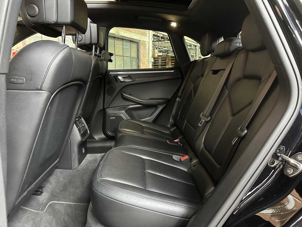 Porsche Macan 2.0 252pk 2018, RP-880-P