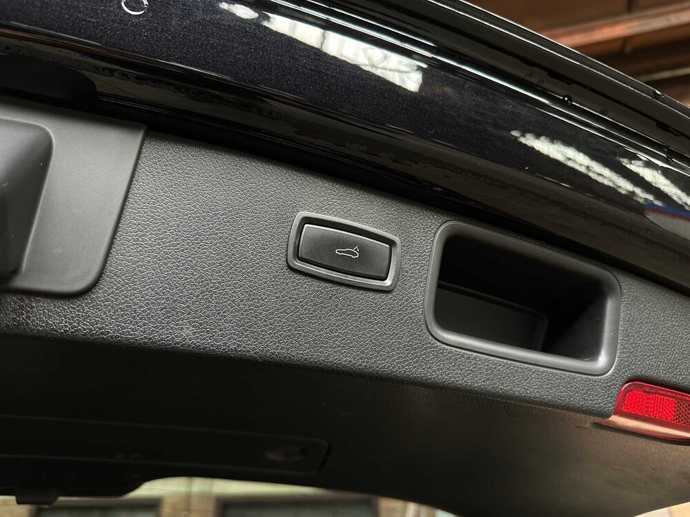 Porsche Macan 2.0 252pk 2018, RP-880-P