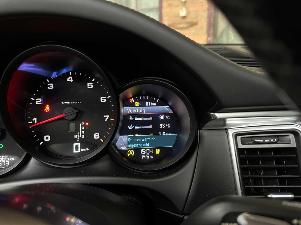 Porsche Macan 2.0 252pk 2018, RP-880-P