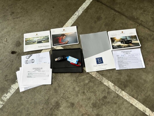 Porsche Macan 2.0 252pk 2018, RP-880-P