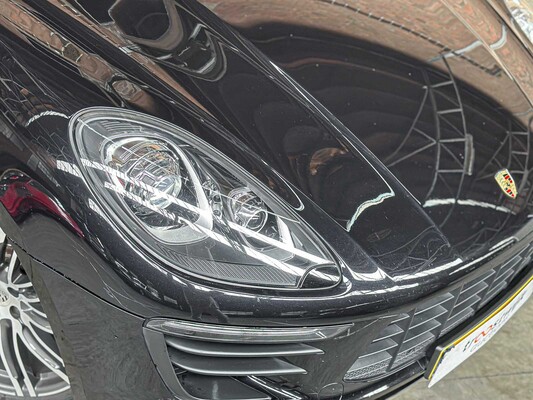 Porsche Macan 2.0 252pk 2018, RP-880-P