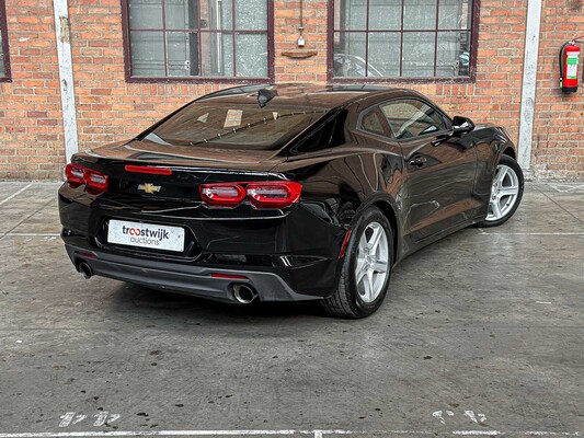 Chevrolet Camaro 1LT 2.0L l4 F DOHC 16V 275pk 2019