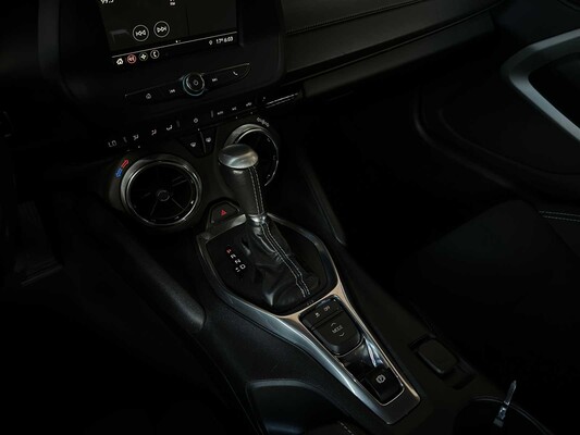 Chevrolet Camaro 1LT 2.0L l4 F DOHC 16V 275pk 2019