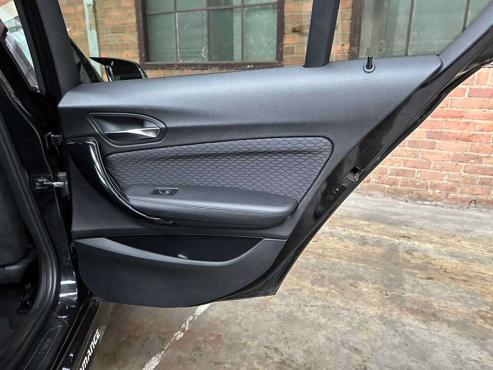 BMW M135i Centennial High Executive 1-serie 326pk 2016, J-630-FN