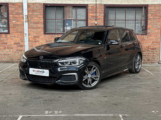 BMW M135i Centennial High Executive 1-serie 326pk 2016, J-630-FN