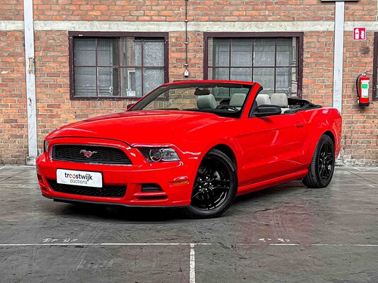 Ford Mustang 3.7 V6 310pk 2014