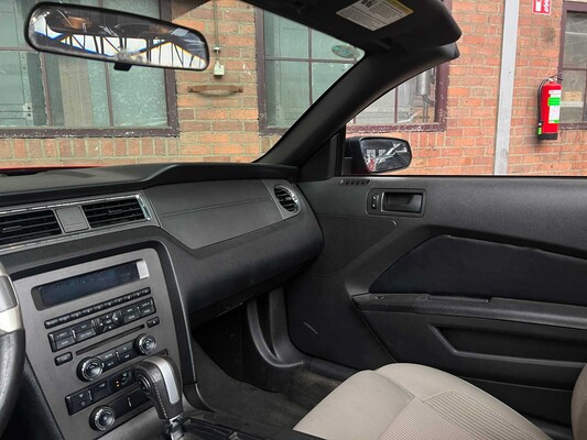 Ford Mustang 3.7 V6 310pk 2014