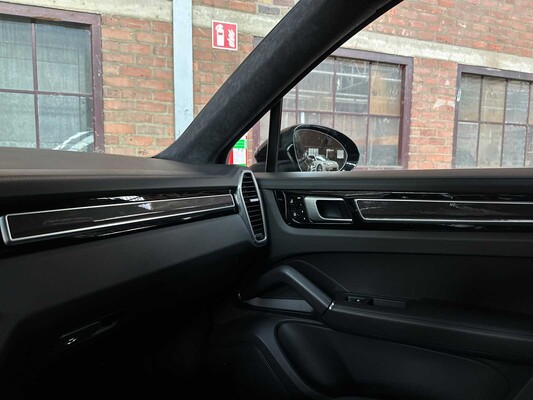 Porsche Cayenne S Coupe 2.9 441hp 2019 (Original-NL + 1st Owner) G-949-DJ