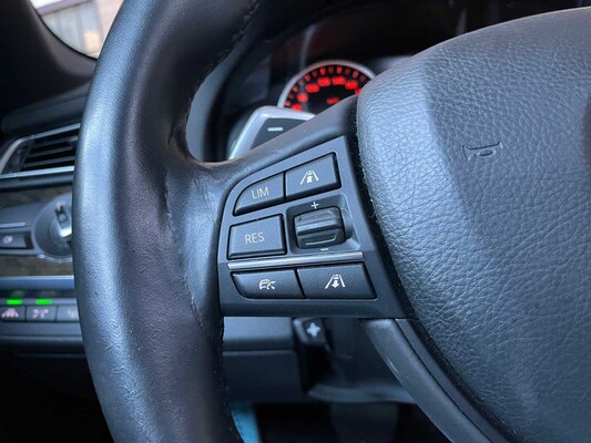 BMW ActiveHybrid7 M-Sport 3.0 L6 354pk 2014 7-serie