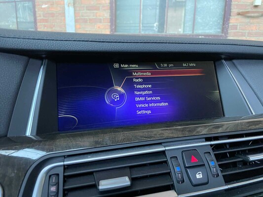 BMW ActiveHybrid7 M-Sport 3.0 L6 354pk 2014 7-serie