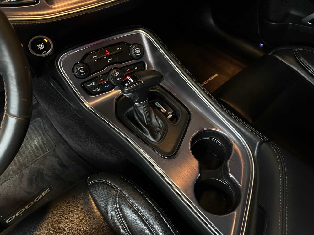 Dodge Challenger 3.6 V6 305pk 2016