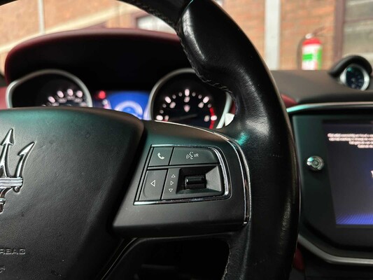 Maserati Ghibli 3.0 V6 D 275pk 2015, 9-ZSL-90