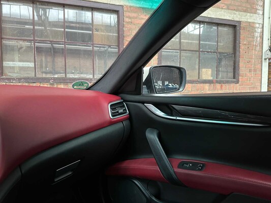 Maserati Ghibli 3.0 V6 D 275pk 2015, 9-ZSL-90