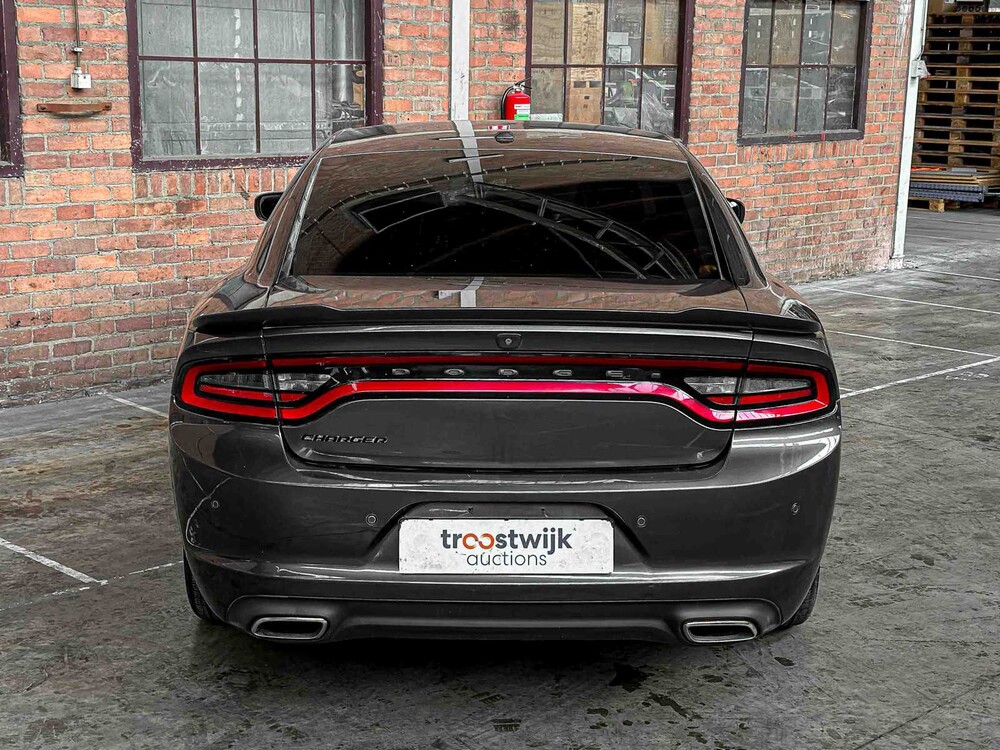 Dodge Charger SXT 3.6 V6 296pk 2020