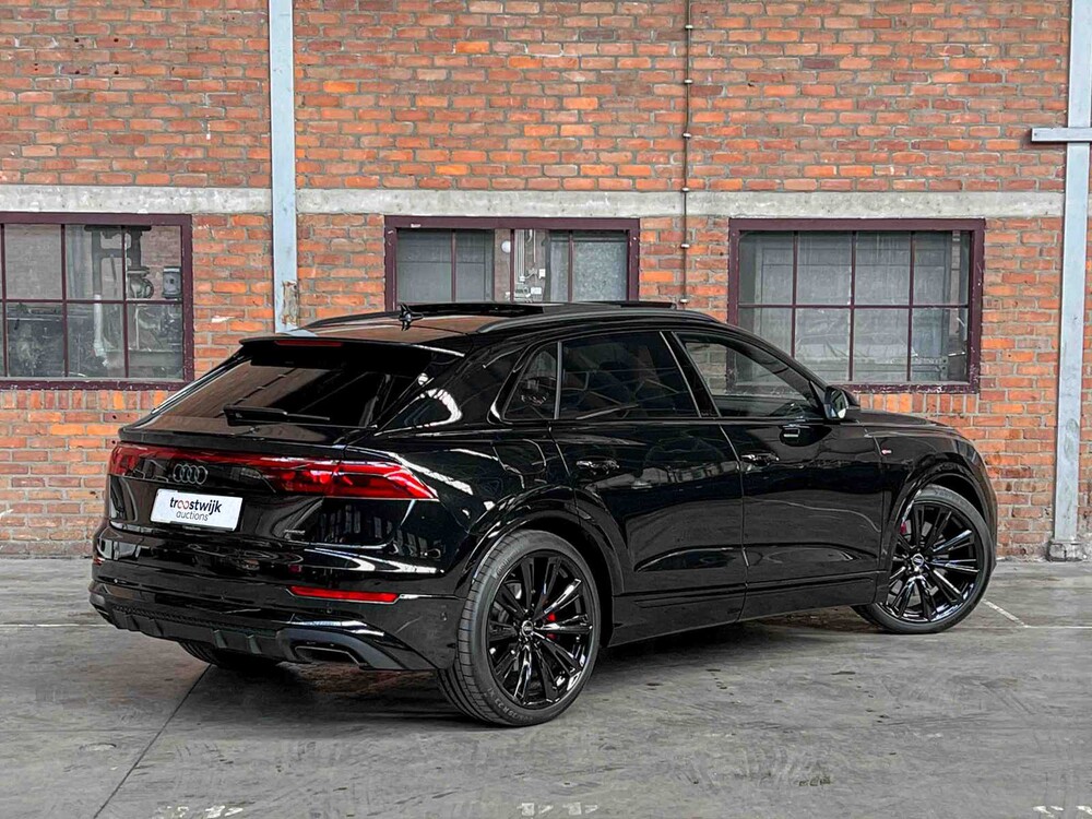 Audi Q8 60 TFSIe Quattro S-Line 490pk 2025 Plug-In Hybrid Fabrieksgarantie