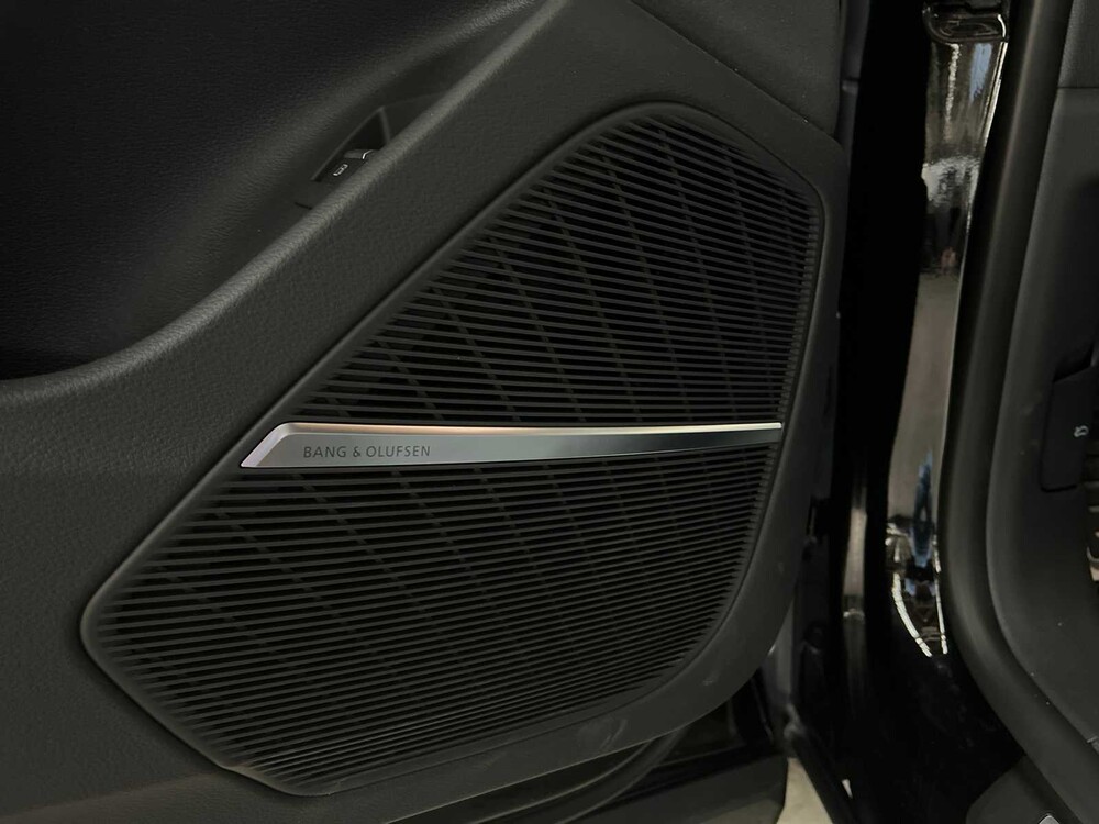 Audi Q8 60 TFSIe Quattro S-Line 490pk 2025 Plug-In Hybrid Fabrieksgarantie