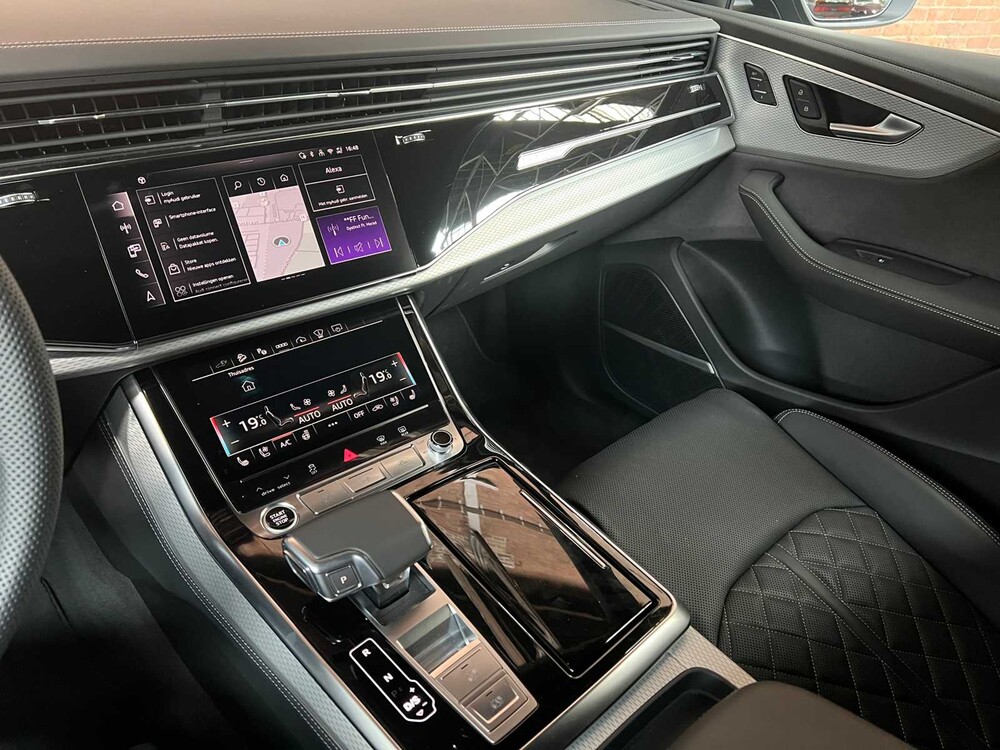Audi Q8 60 TFSIe Quattro S-Line 490pk 2025 Plug-In Hybrid Fabrieksgarantie