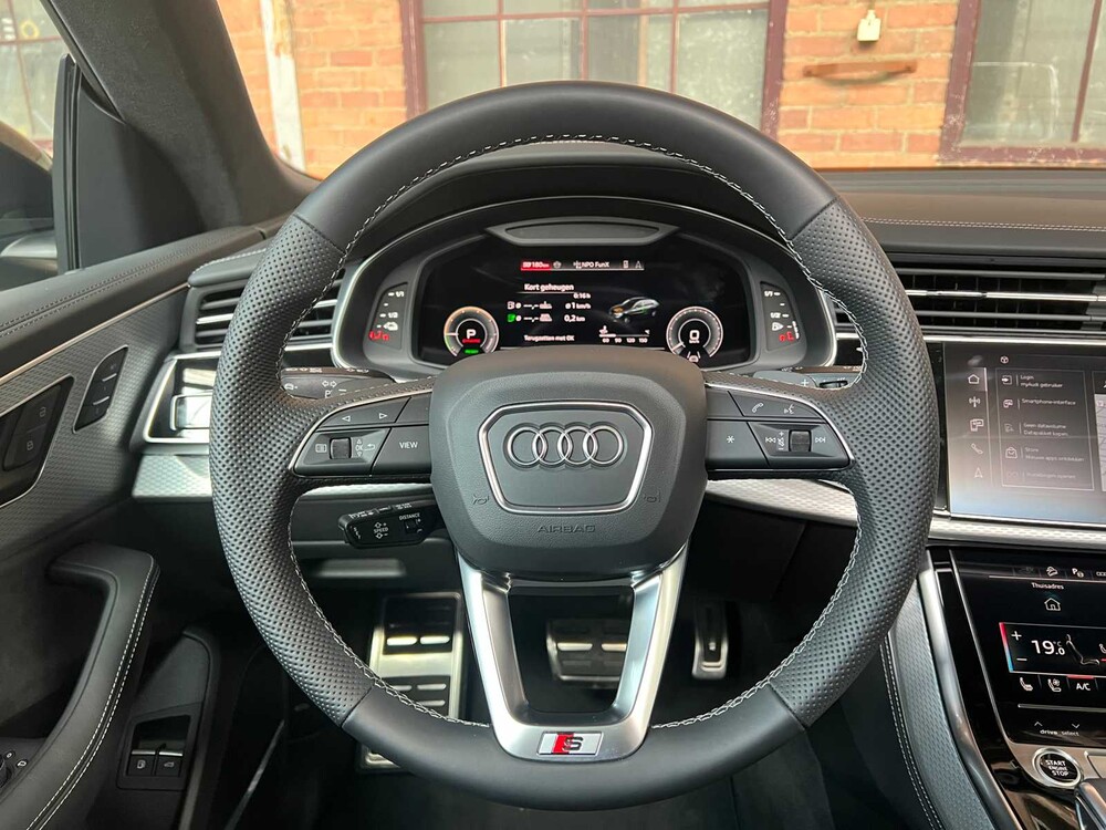Audi Q8 60 TFSIe Quattro S-Line 490pk 2025 Plug-In Hybrid Fabrieksgarantie