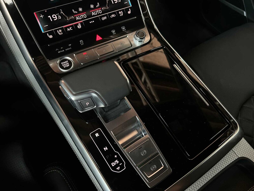 Audi Q8 60 TFSIe Quattro S-Line 490pk 2025 Plug-In Hybrid Fabrieksgarantie