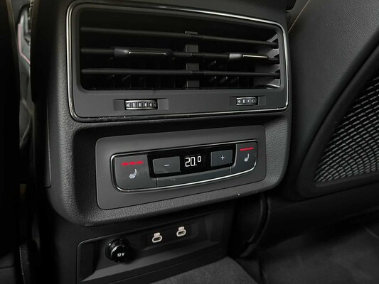 Audi Q8 60 TFSIe Quattro S-Line 490hp 2025 Plug-In Hybrid Factory Warranty