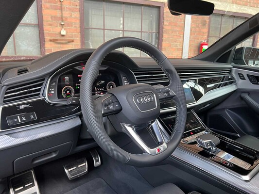 Audi Q8 60 TFSIe Quattro S-Line 490hp 2025 Plug-In Hybrid Factory Warranty
