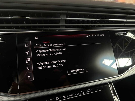 Audi Q8 60 TFSIe Quattro S-Line 490hp 2025 Plug-In Hybrid Factory Warranty