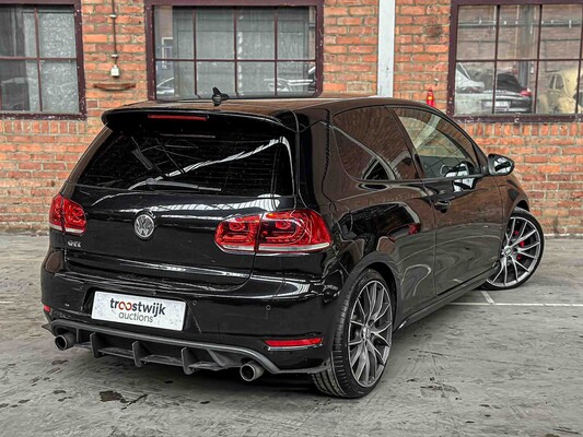 Volkswagen Golf GTI VI 2.0 DSG 211pk 2010 (NEW ENGINE 71.547) Golf 6, J-699-TZ