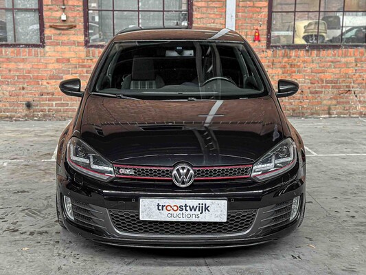 Volkswagen Golf GTI VI 2.0 DSG 211pk 2010 (NEW ENGINE 71.547) Golf 6, J-699-TZ