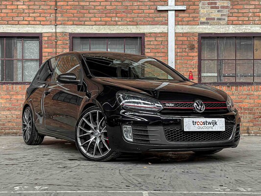 Volkswagen Golf GTI VI 2.0 DSG 211pk 2010 (NEW ENGINE 71.547) Golf 6, J-699-TZ