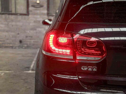 Volkswagen Golf GTI VI 2.0 DSG 211pk 2010 (NEW ENGINE 71.547) Golf 6, J-699-TZ