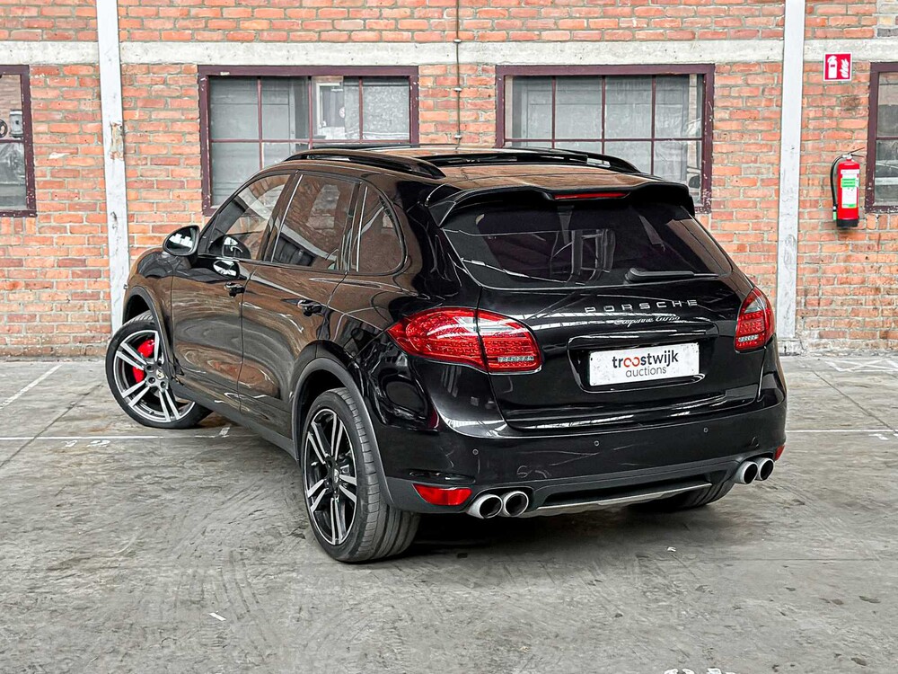 Porsche Cayenne Turbo 4.8 V8 500pk 2011, TB-959-G