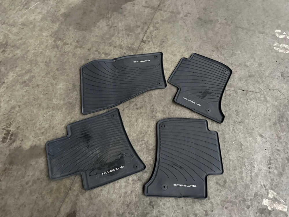 Porsche Cayenne Turbo 4.8 V8 500pk 2011, TB-959-G