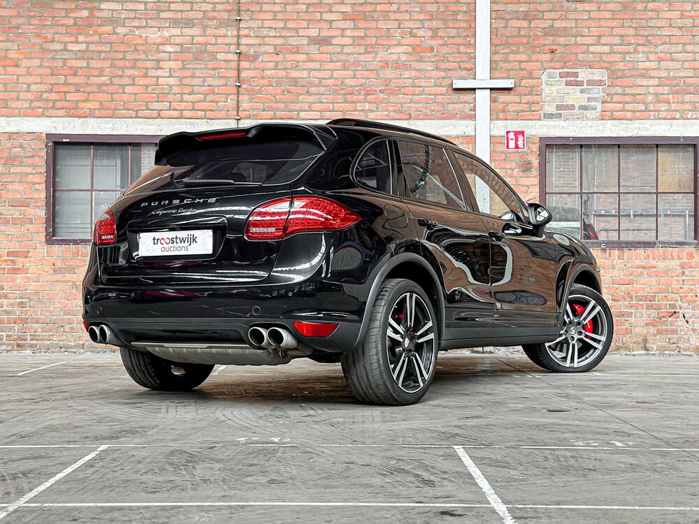 Porsche Cayenne Turbo 4.8 V8 500pk 2011, TB-959-G