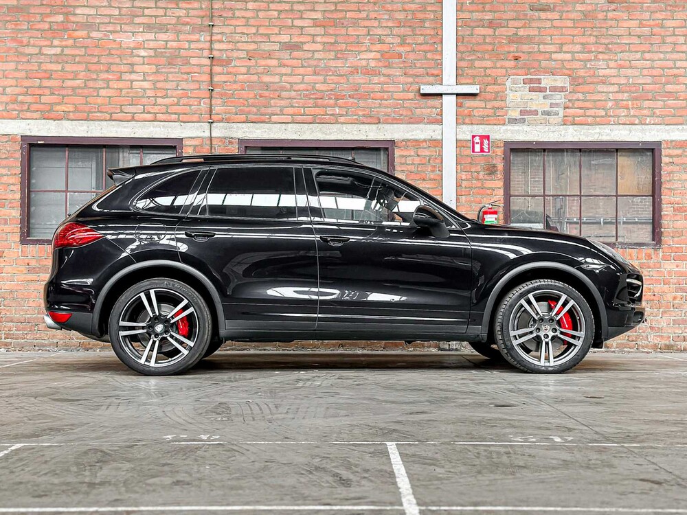Porsche Cayenne Turbo 4.8 V8 500pk 2011, TB-959-G