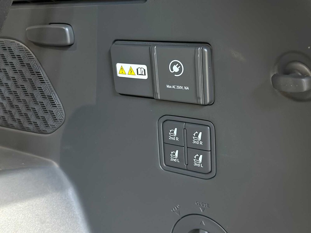 Kia EV9 Launch Edition GT-Line AWD 6p. 99.8 kWh 385pk 2023 (Origineel-NL), X-319-GH