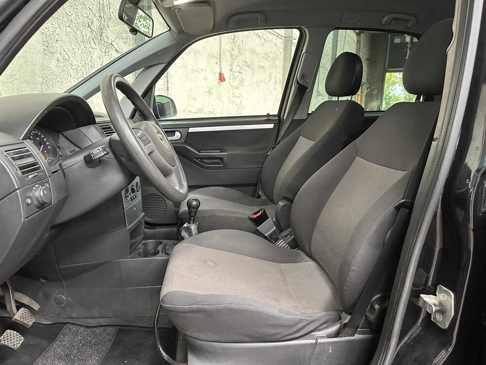 Opel Meriva 1.4-16V Enjoy 90pk 2004, 97-PT-GK