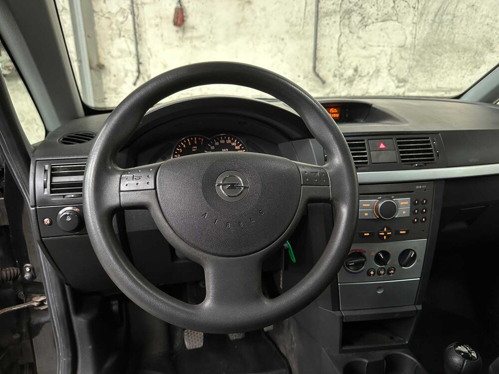 Opel Meriva 1.4-16V Enjoy 90pk 2004, 97-PT-GK