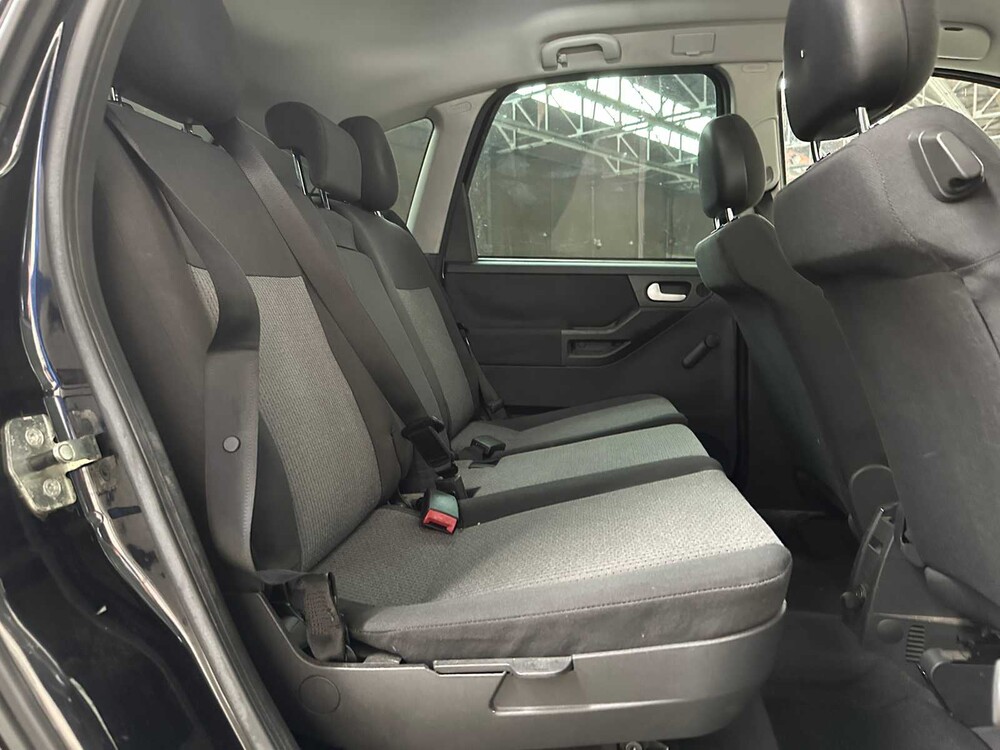 Opel Meriva 1.4-16V Enjoy 90pk 2004, 97-PT-GK