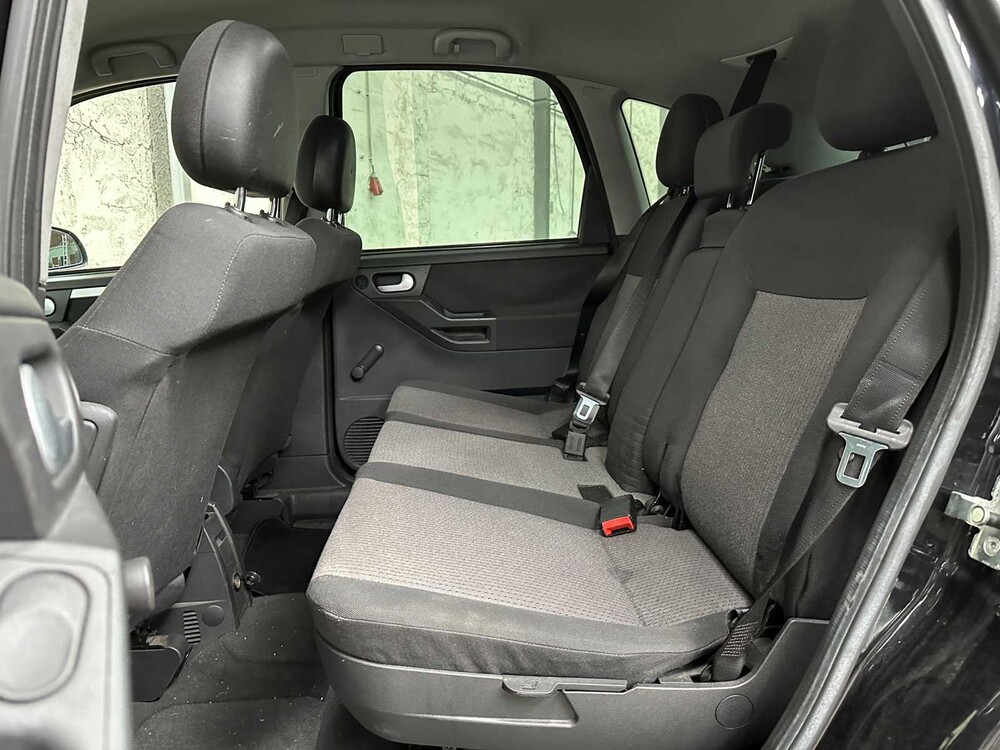 Opel Meriva 1.4-16V Enjoy 90pk 2004, 97-PT-GK