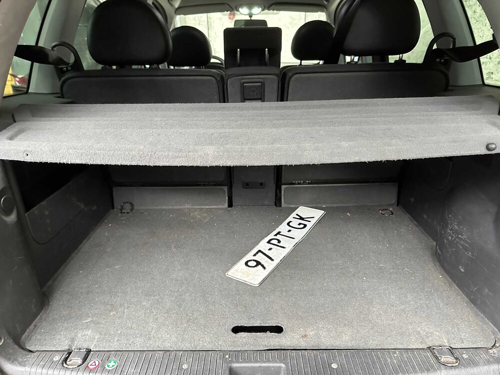 Opel Meriva 1.4-16V Enjoy 90pk 2004, 97-PT-GK