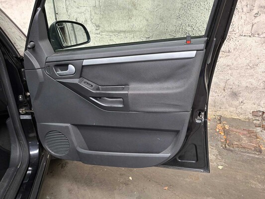 Opel Meriva 1.4-16V Enjoy 90pk 2004, 97-PT-GK