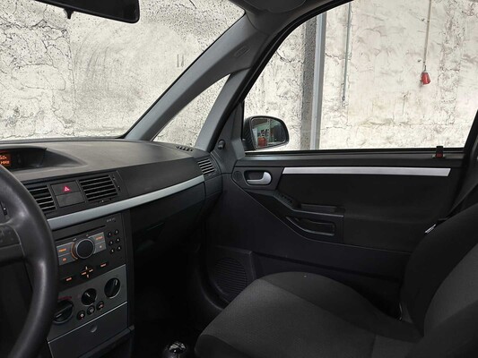 Opel Meriva 1.4-16V Enjoy 90pk 2004, 97-PT-GK