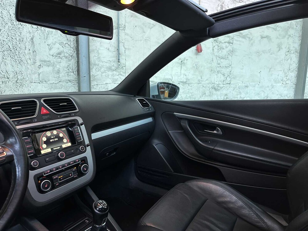 Volkswagen EOS 2.0 TDI 140pk 2012, 25-TTH-3